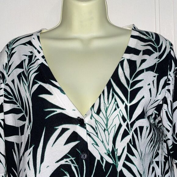 Talbots black & white bamboo print short sleeved cardigan sweater - Picture 2 of 8